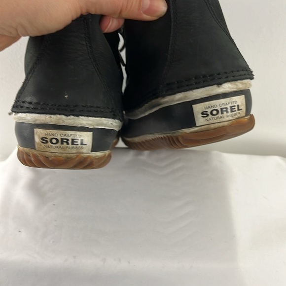 Sorel Black and White Ankle Boots with Tan Soles - Picture 9 of 9